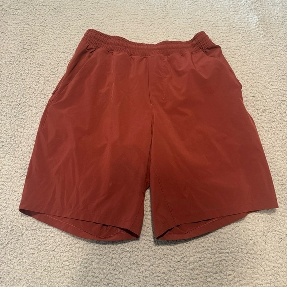 Lululemon Pace Breaker Lined Short 9"Mulled Wine Size Medium - Picture 1 of 8